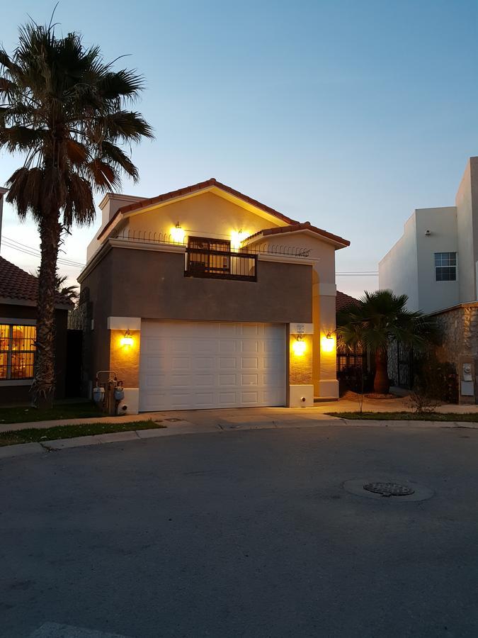 Residencia A 100 Mts Del Consulado Villa Juárez Exteriör bild