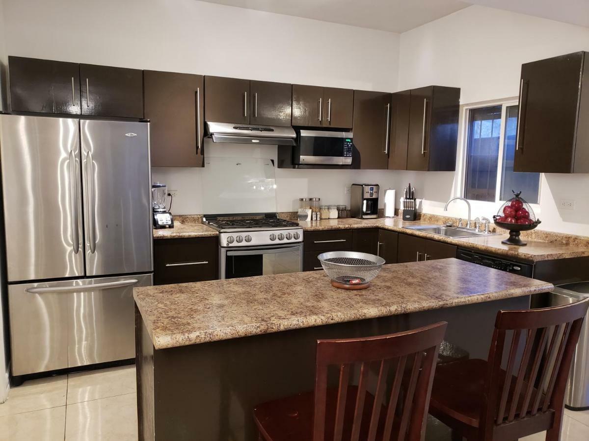 Residencia A 100 Mts Del Consulado Villa Juárez Exteriör bild